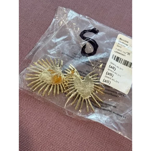 SHASHI Throne Earrings in Gold One Size New Womens Dance Drop - Picture 5 of 11